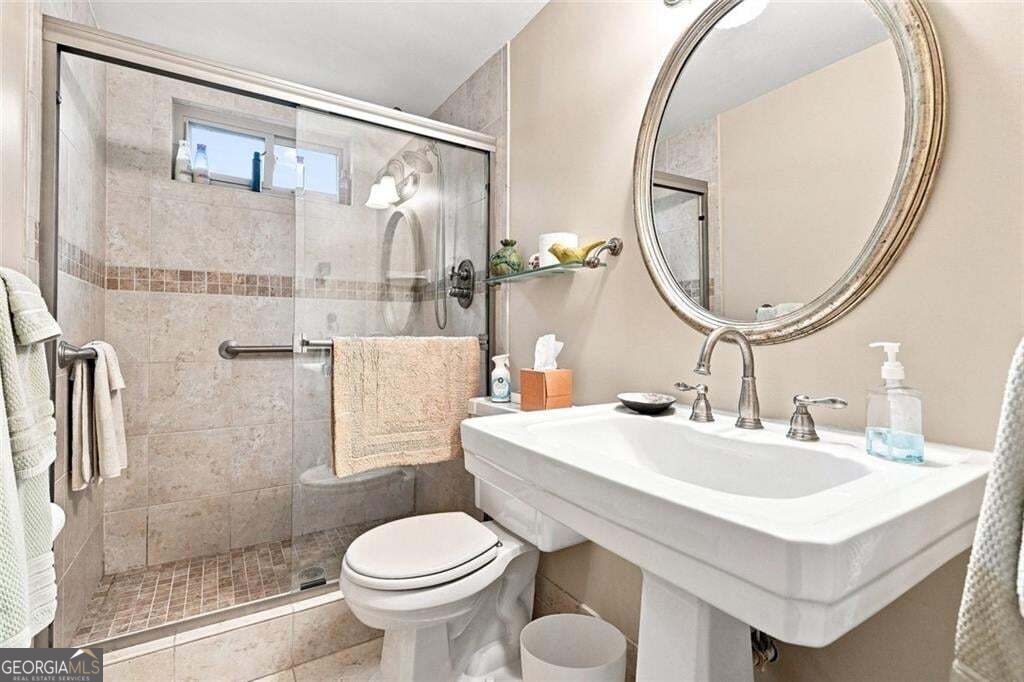 2804 Whitby Drive Property Photo 26