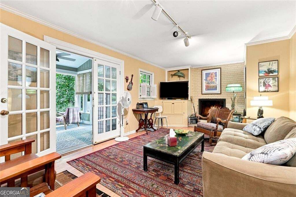 2804 Whitby Drive Property Photo 29