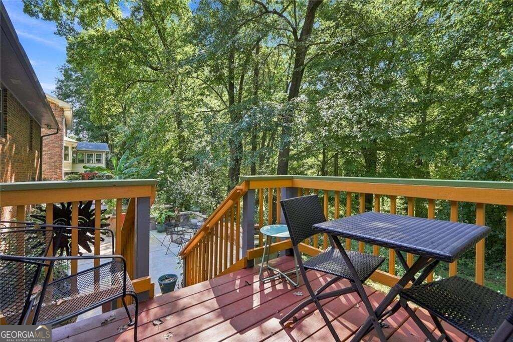 2804 Whitby Drive Property Photo 36