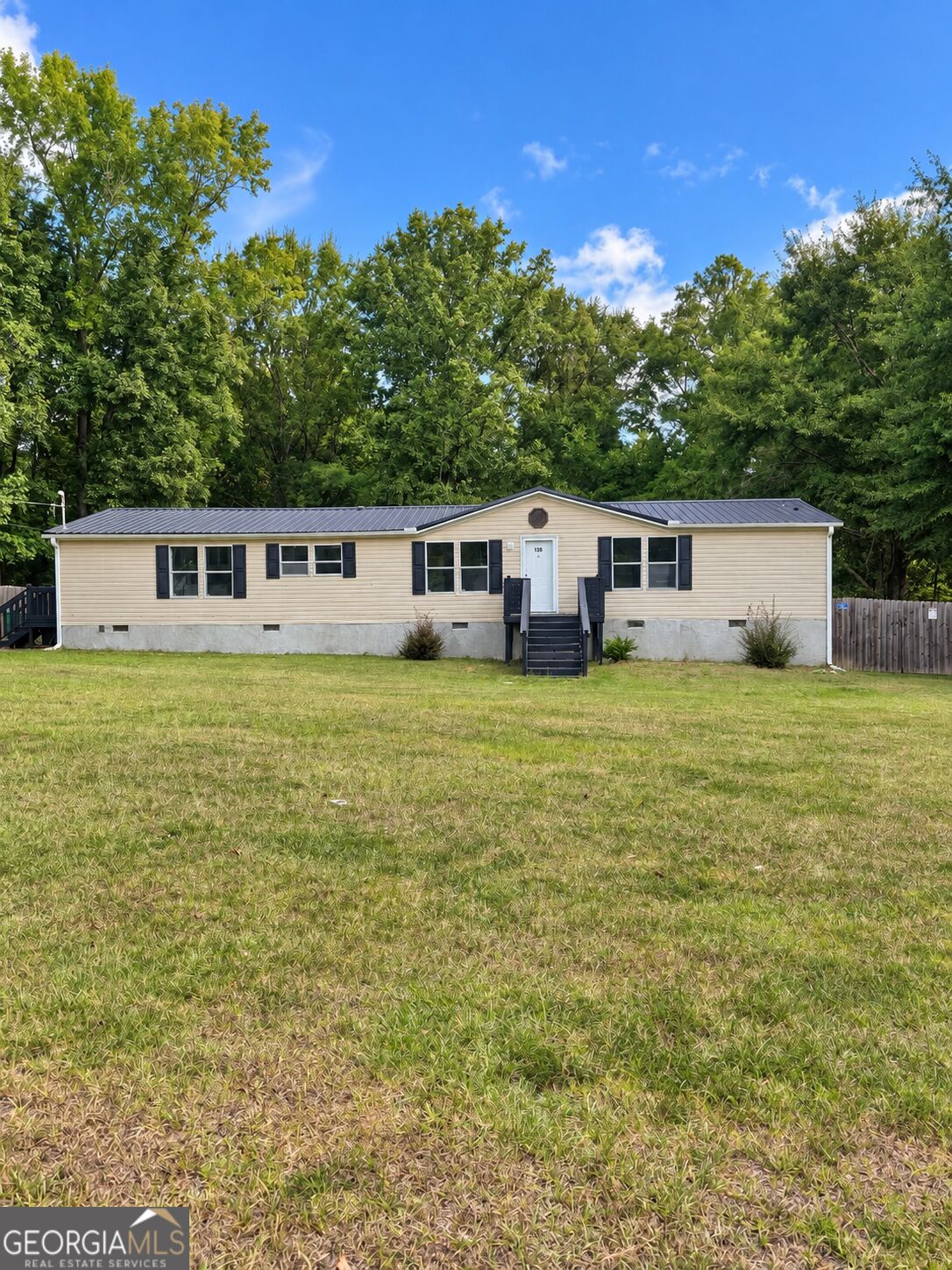 120 Hunters Ridge Drive Property Photo 1