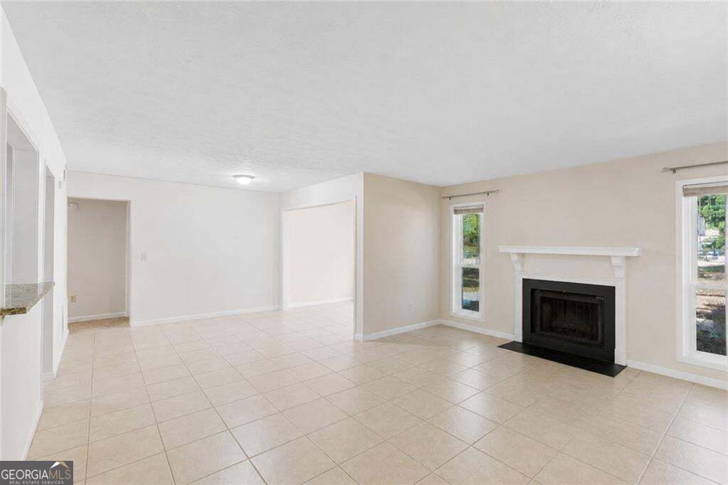 3985 Woodridge Way # 11 Property Photo 7