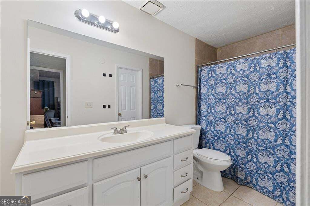 3985 Woodridge Way # 11 Property Photo 12
