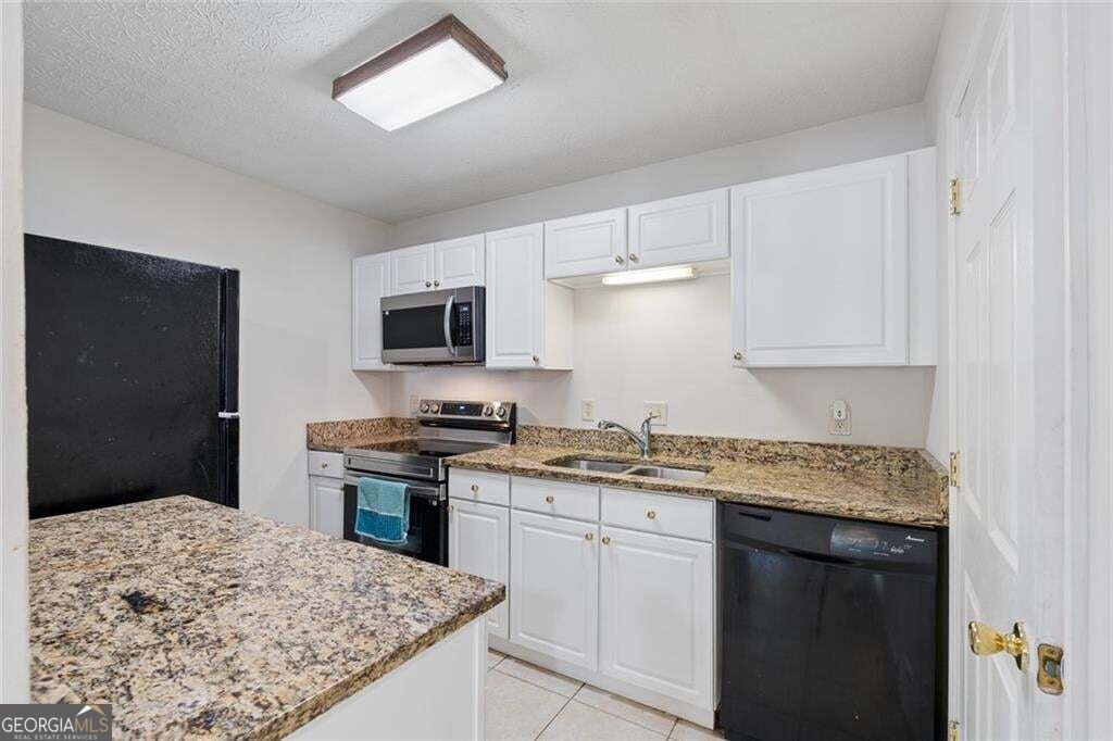 3985 Woodridge Way # 11 Property Photo 18