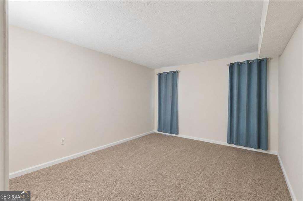 3985 Woodridge Way # 11 Property Photo 22