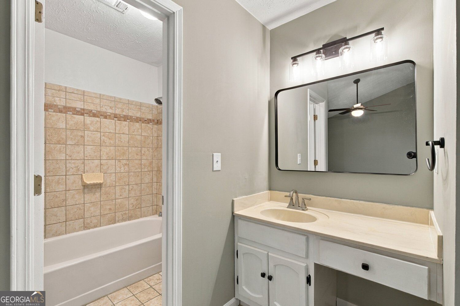271 Quail Run Property Photo 36