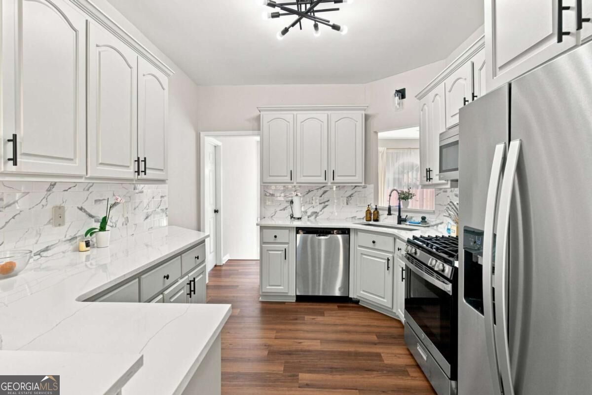 739 Reeves Lake Drive Sw Property Photo 8