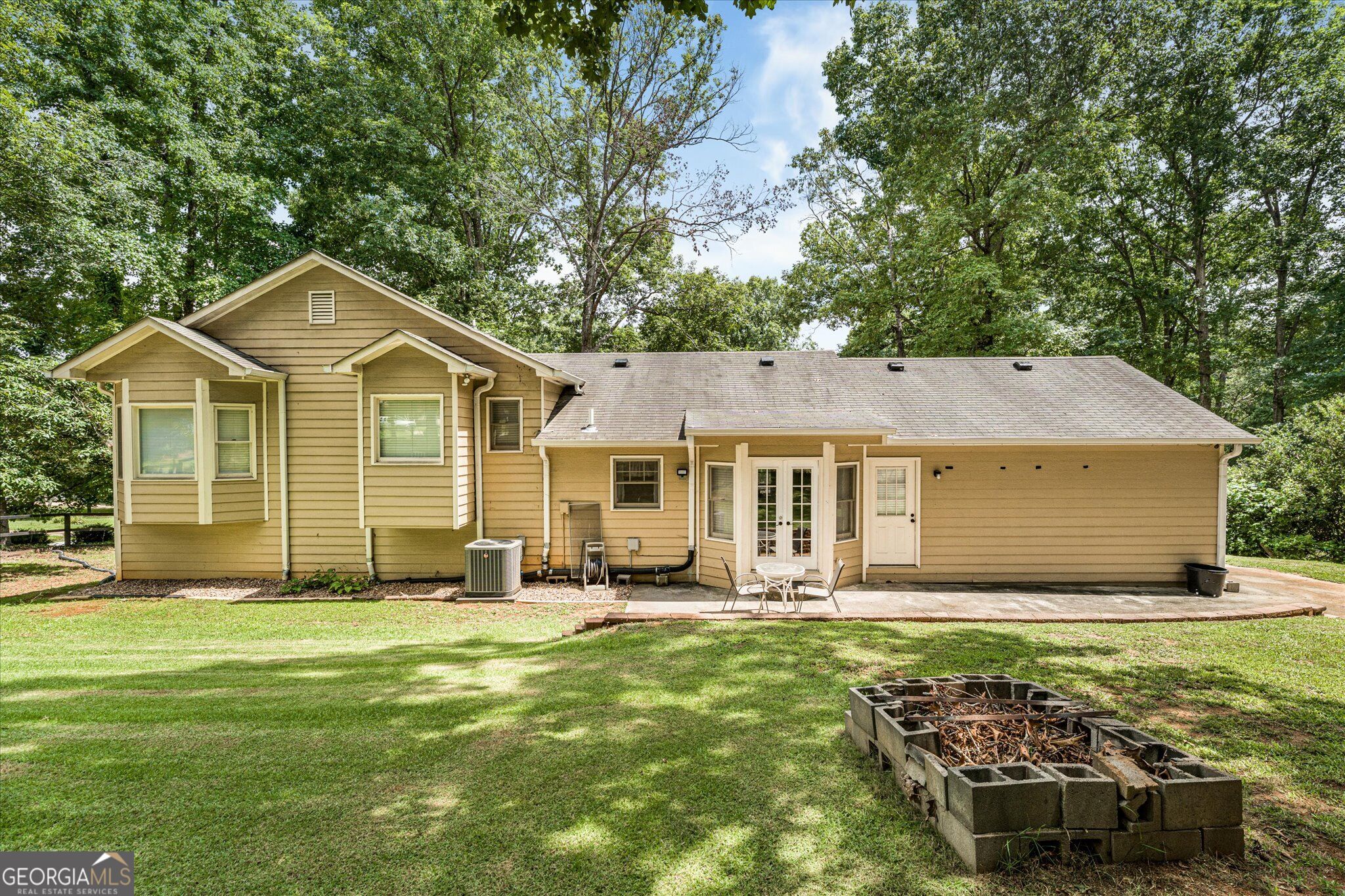 1601 River Glen Road Property Photo 9