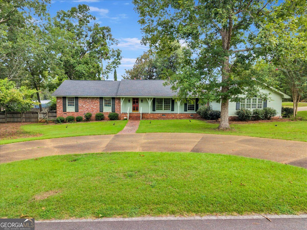 201 Eckles Road Property Photo 1