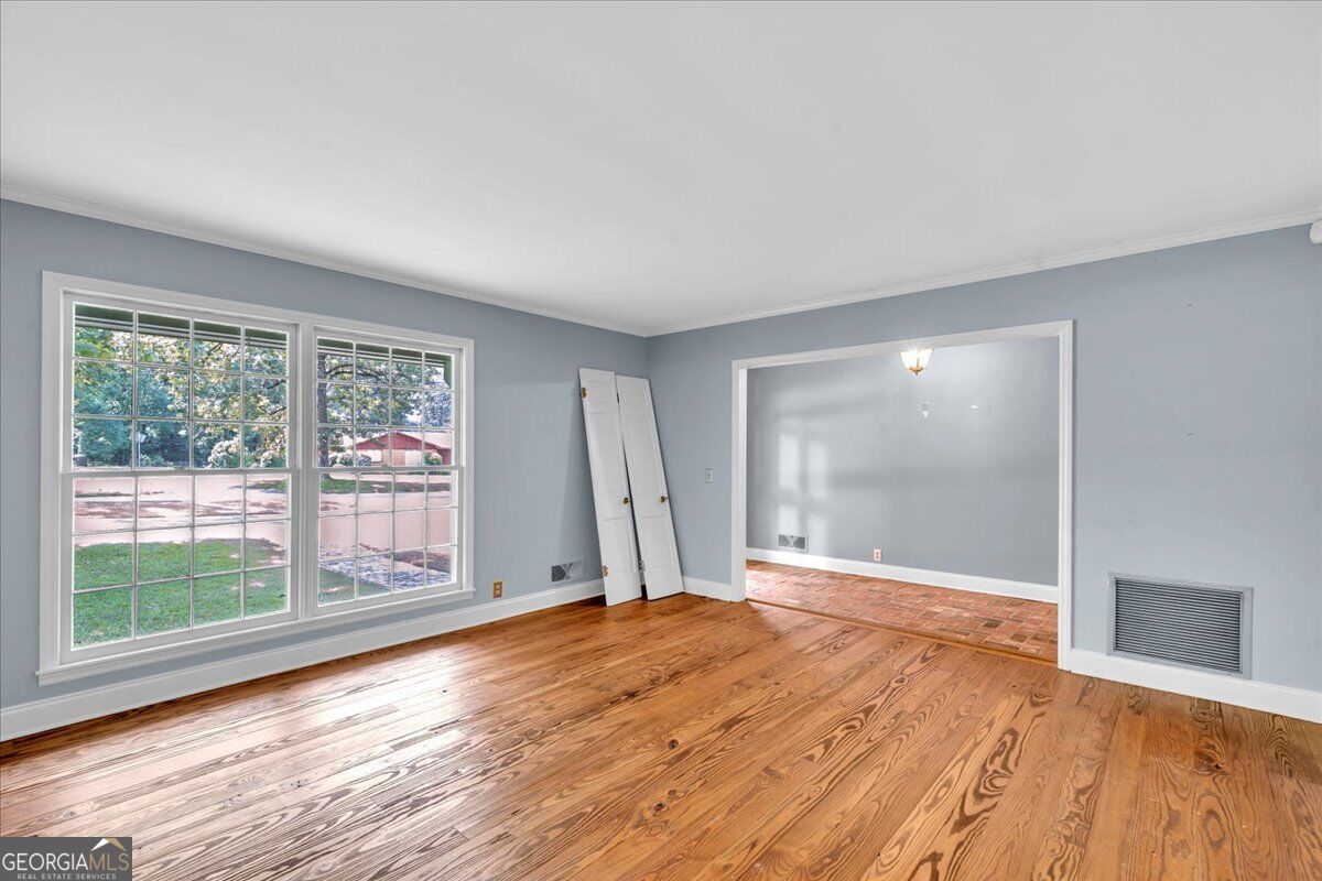201 Eckles Road Property Photo 5