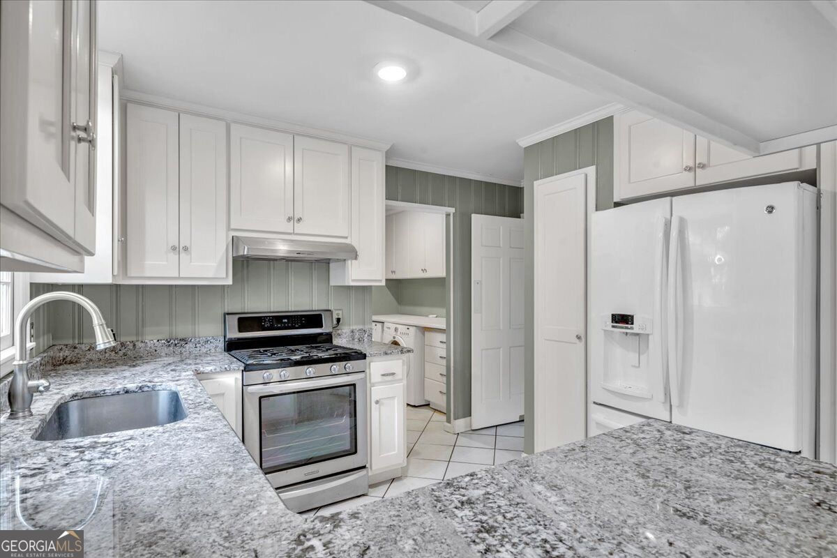 201 Eckles Road Property Photo 11