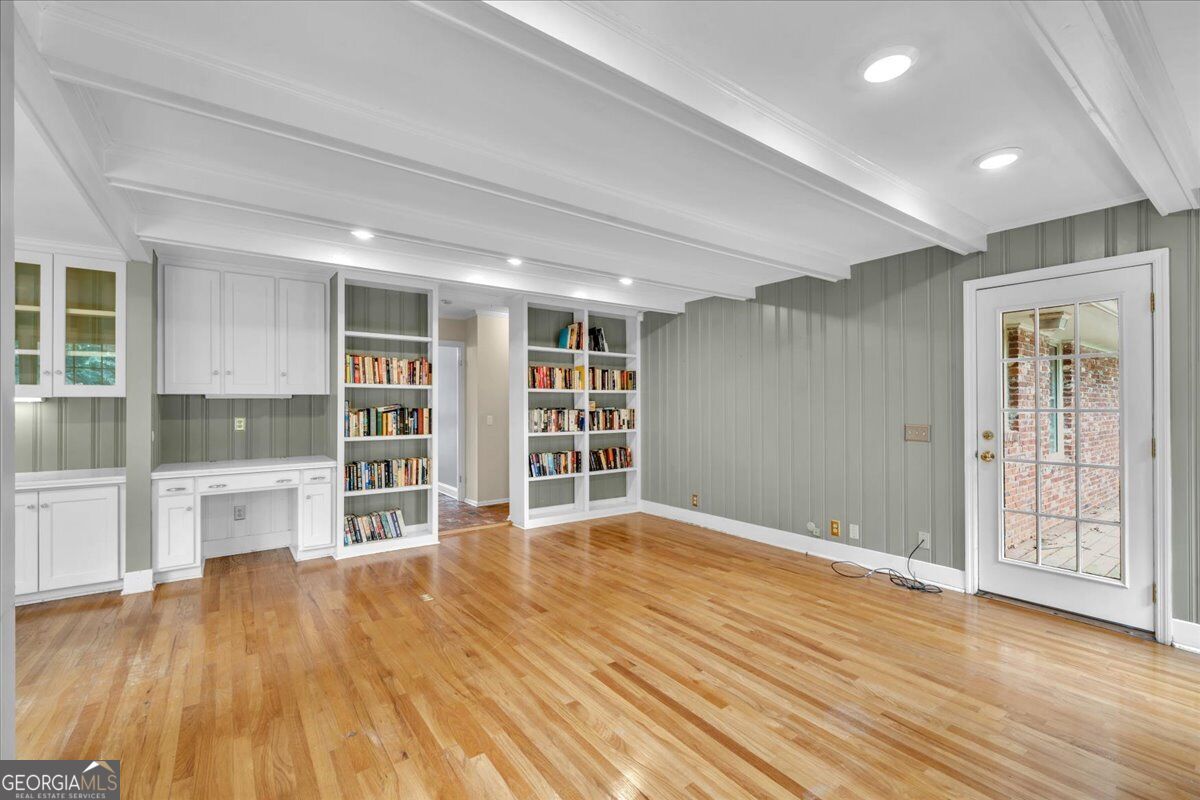 201 Eckles Road Property Photo 16