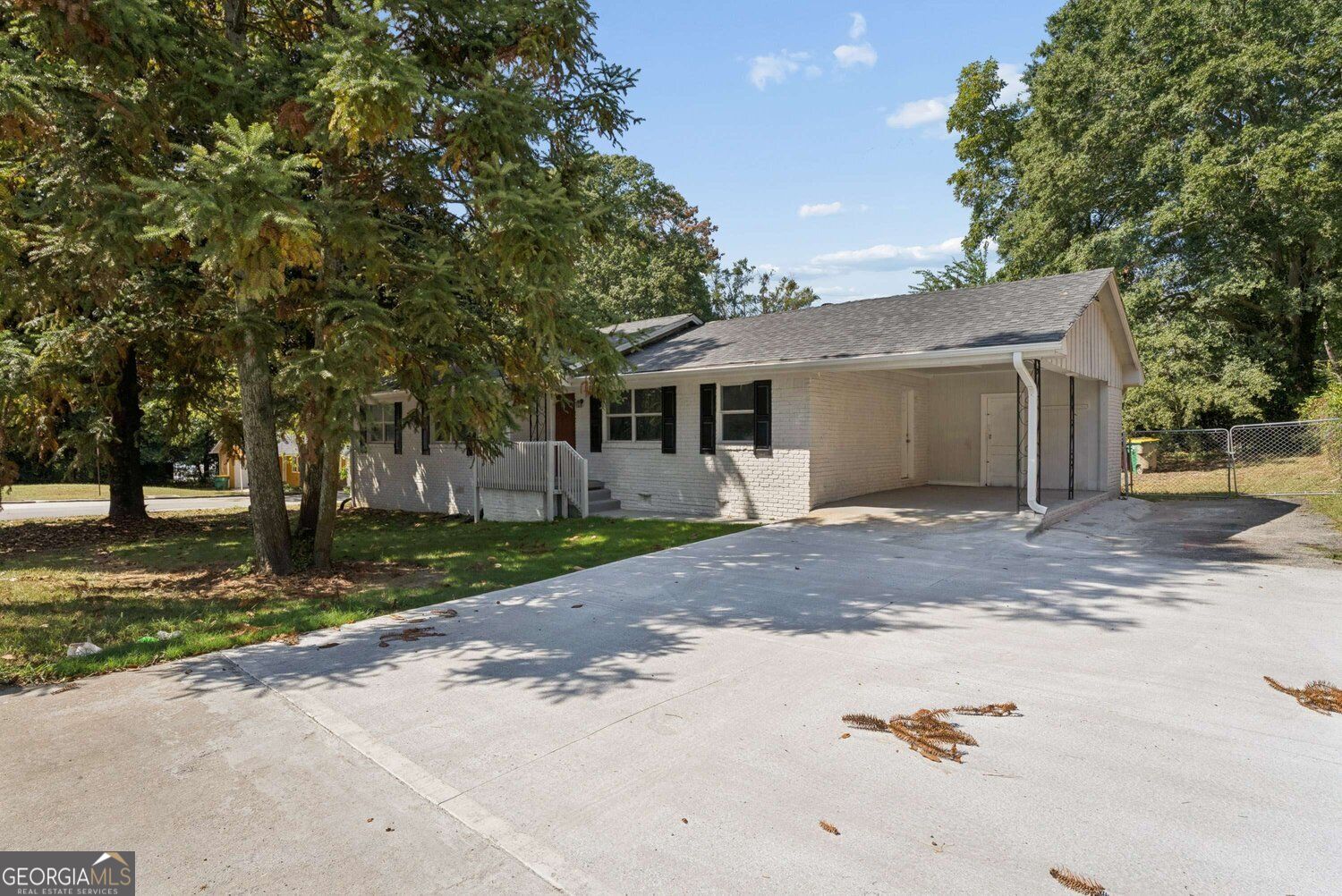 546 Lamar Drive Property Photo 1