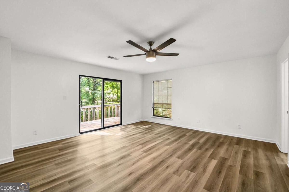 3038 Steeplechase Property Photo 21