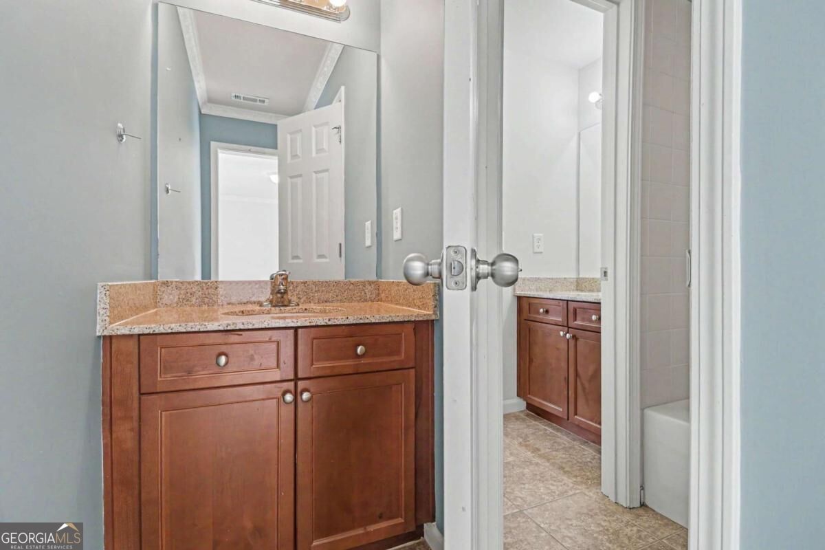 4325 Cardiff Way Property Photo 24