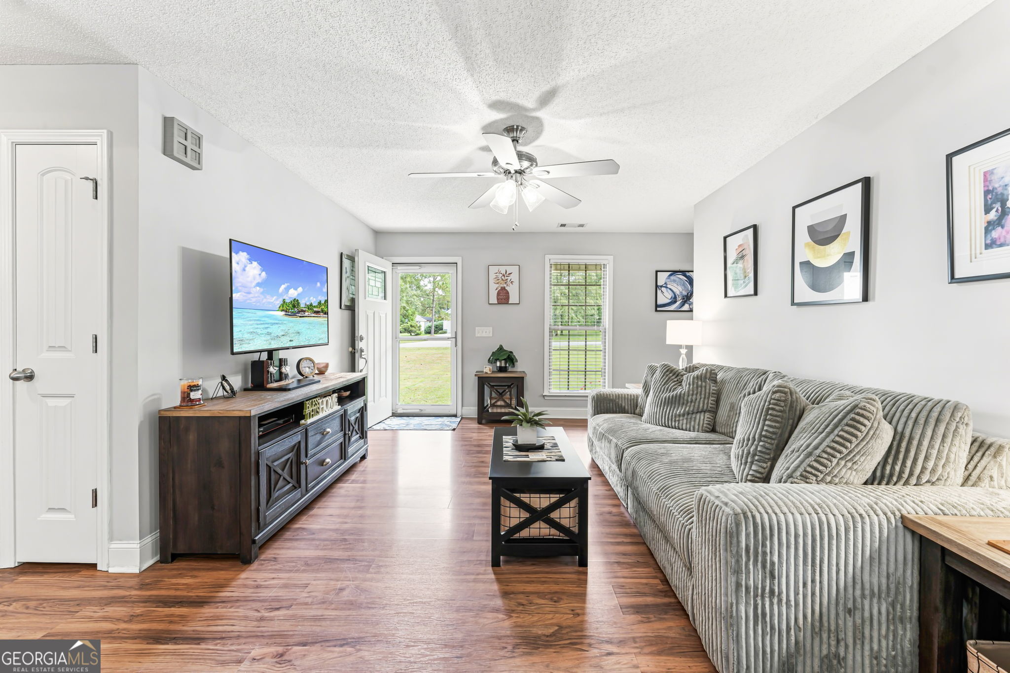 10 Third Avenue Property Photo 6