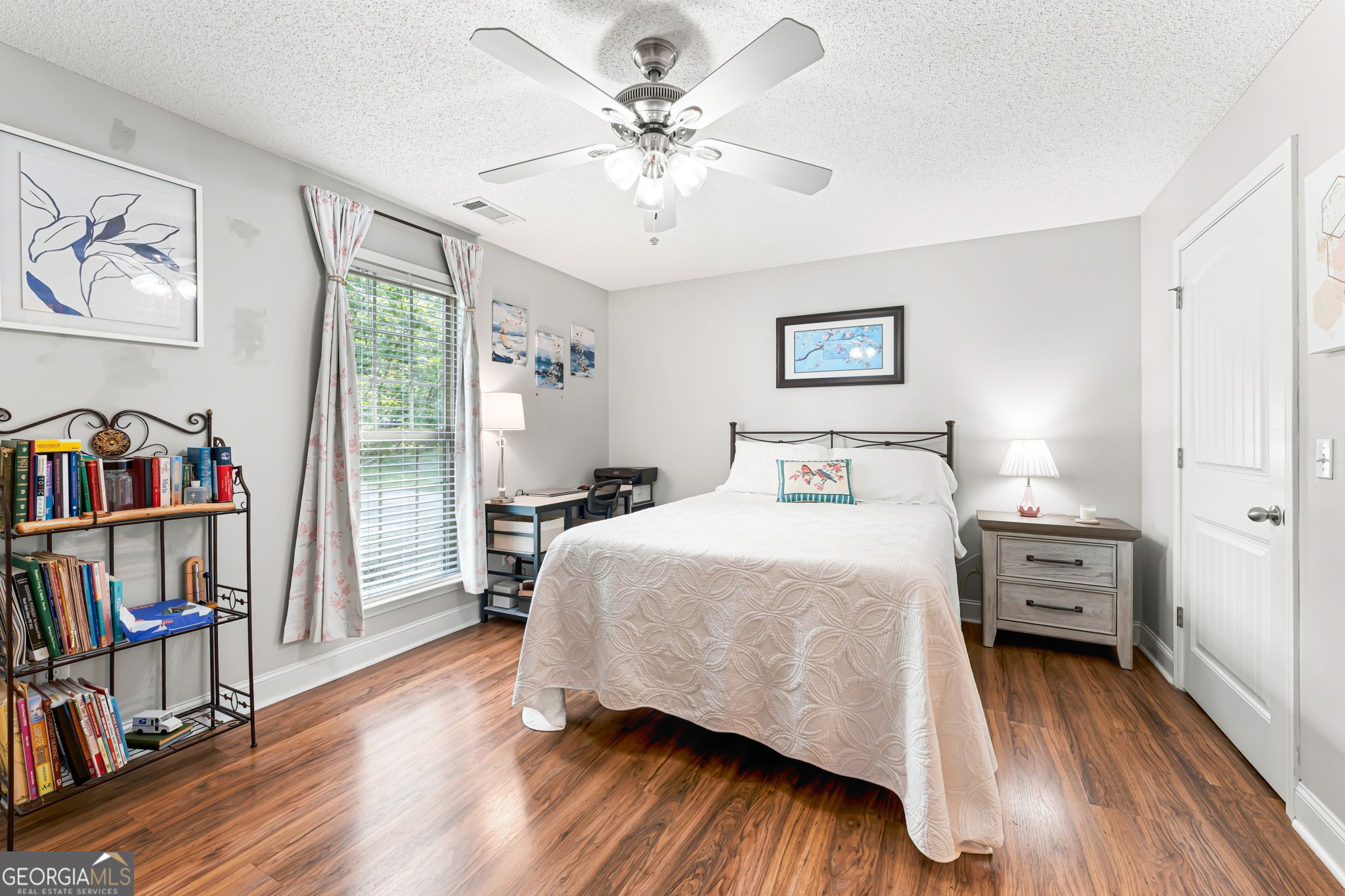 10 Third Avenue Property Photo 14