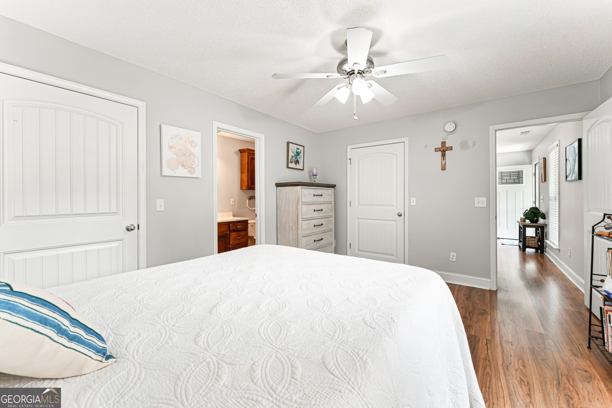 10 Third Avenue Property Photo 15