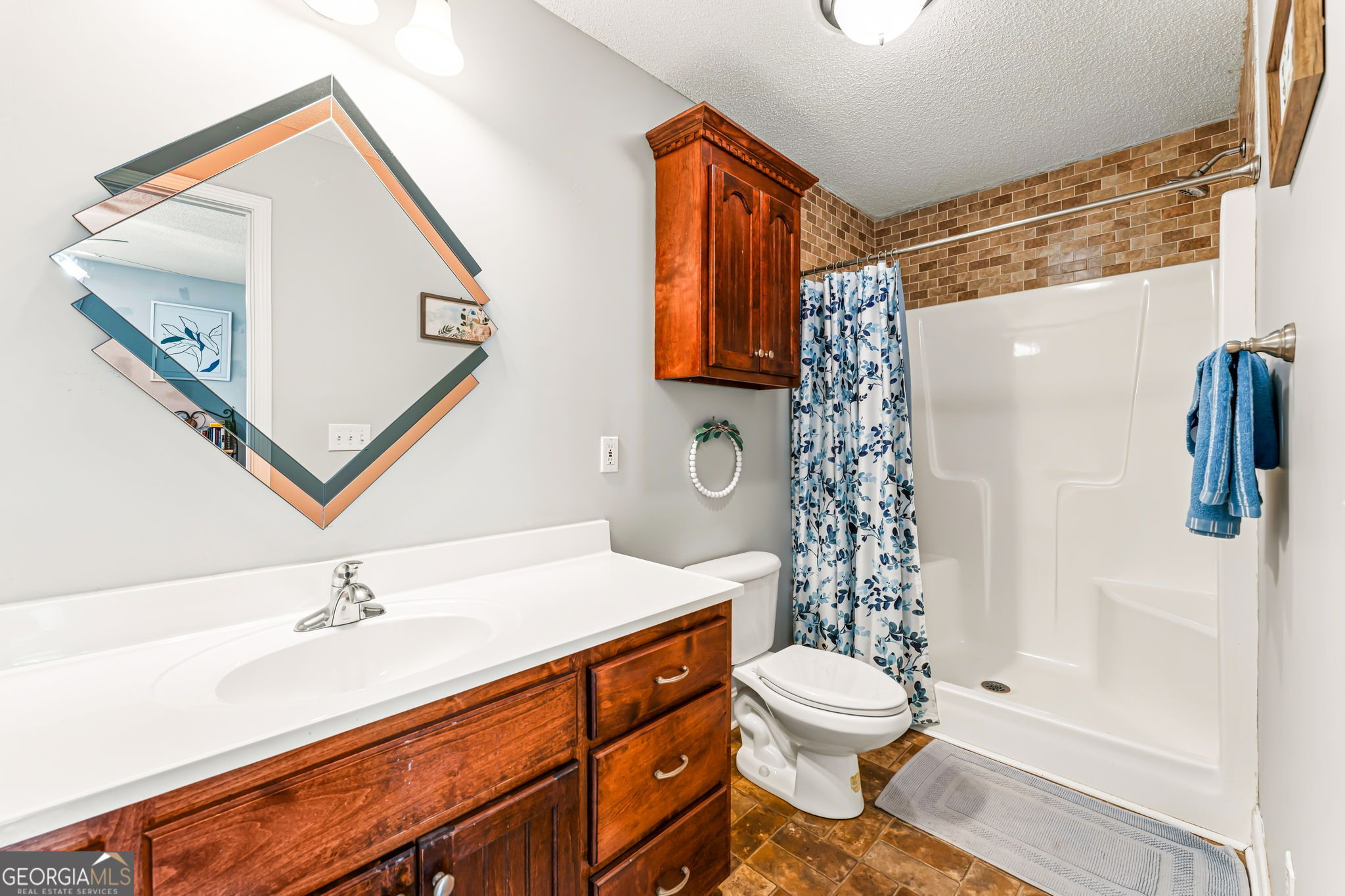 10 Third Avenue Property Photo 16