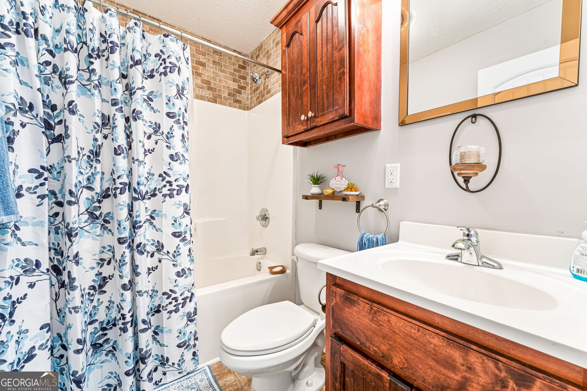 10 Third Avenue Property Photo 19