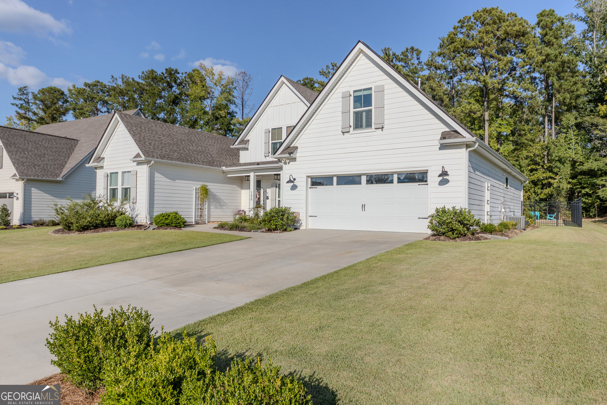 120 Werner Way Property Photo 4