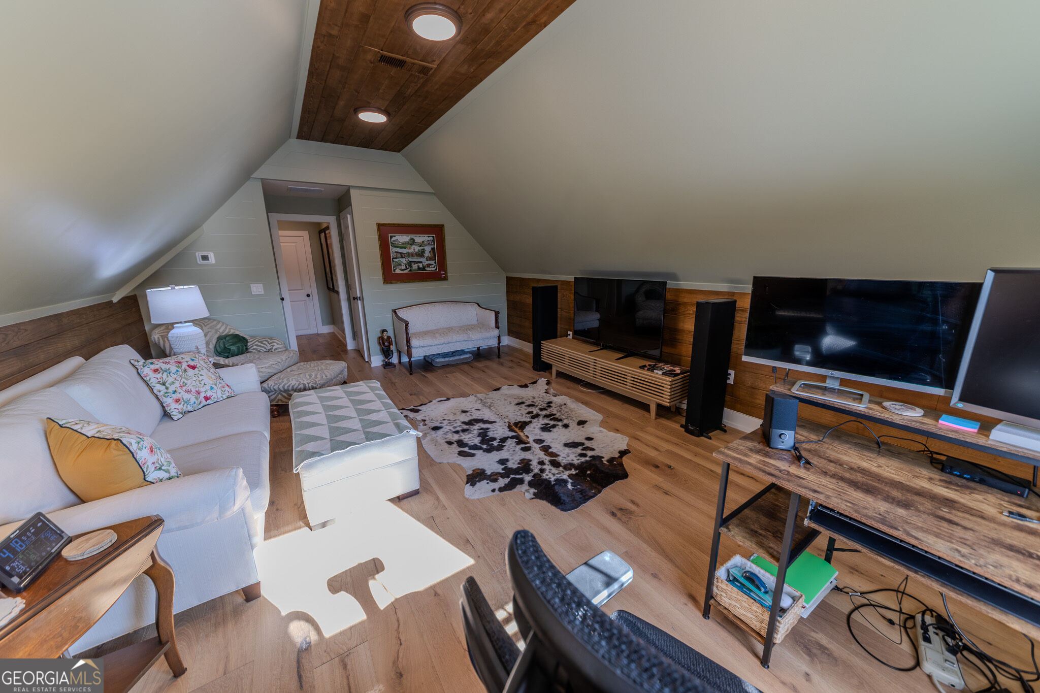 120 Werner Way Property Photo 46