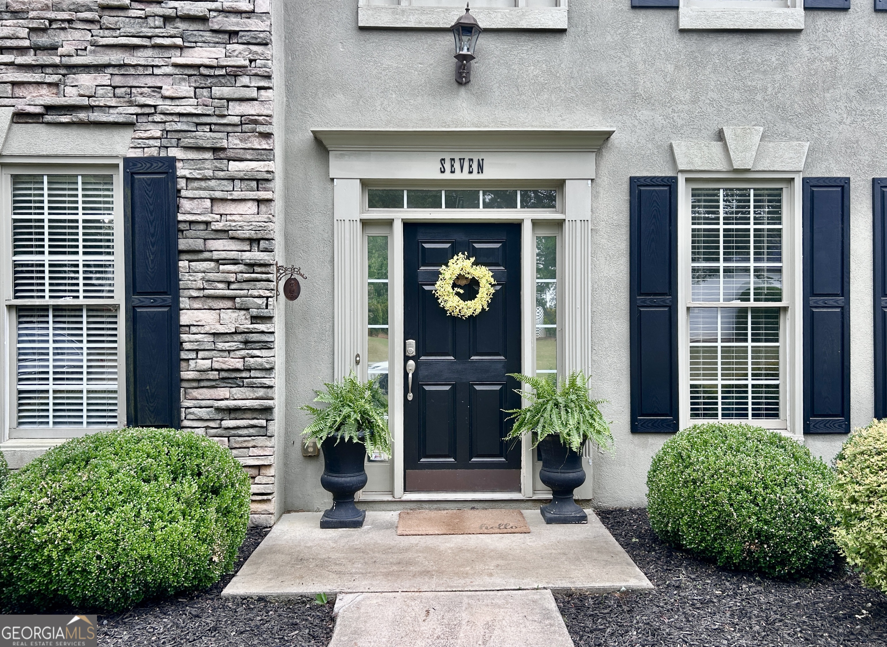 7 Briar Grove Property Photo 2