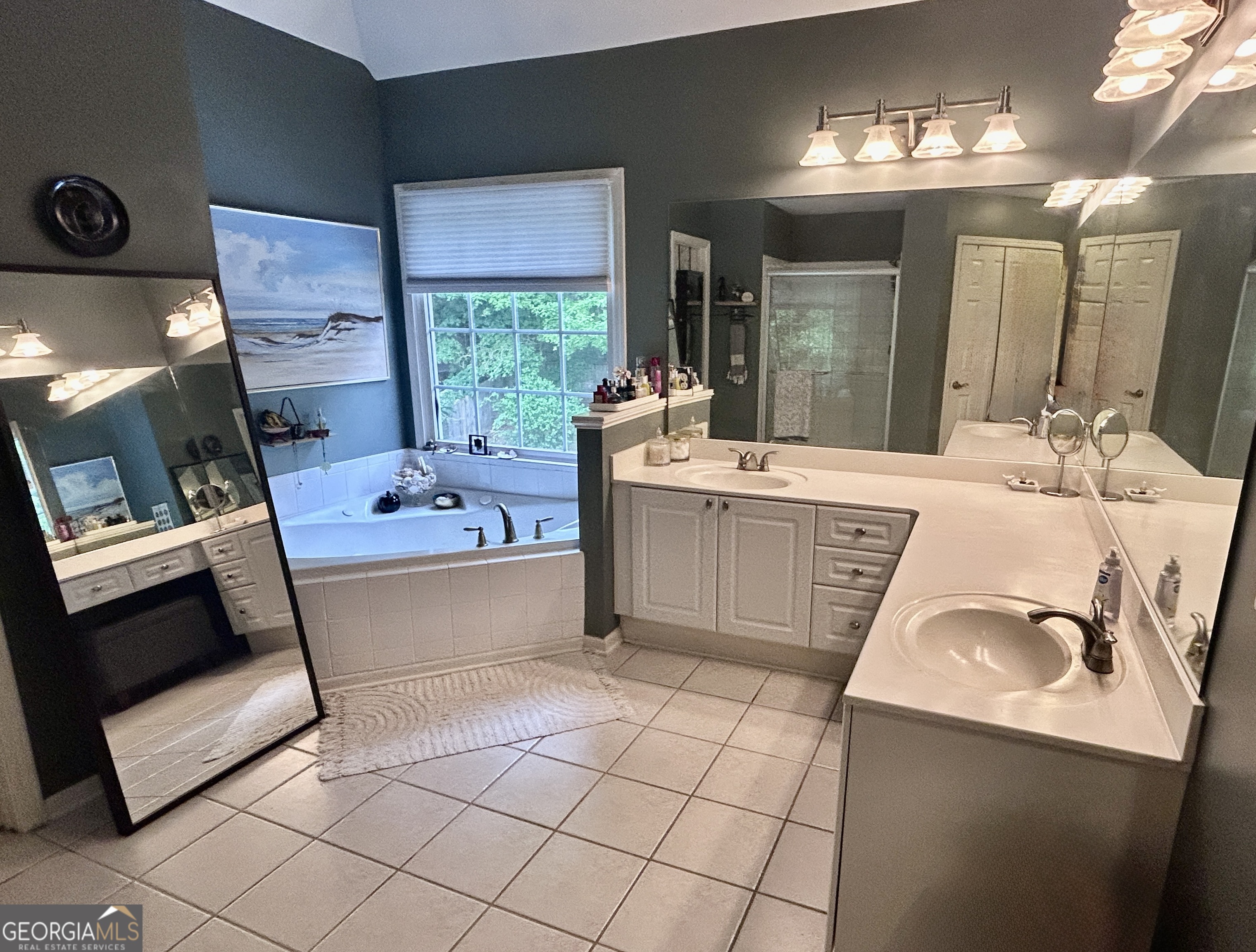 7 Briar Grove Property Photo 24
