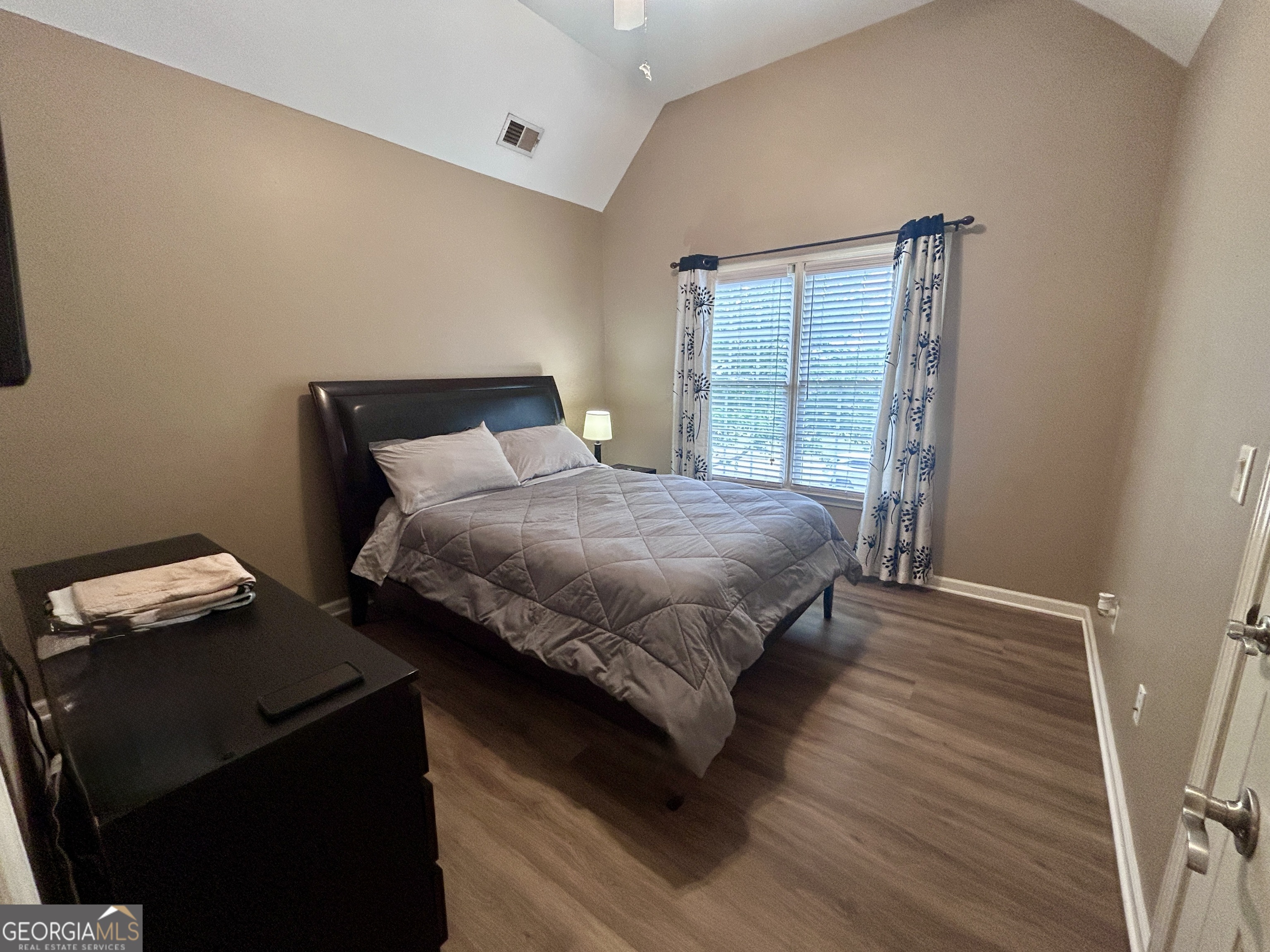 7 Briar Grove Property Photo 27