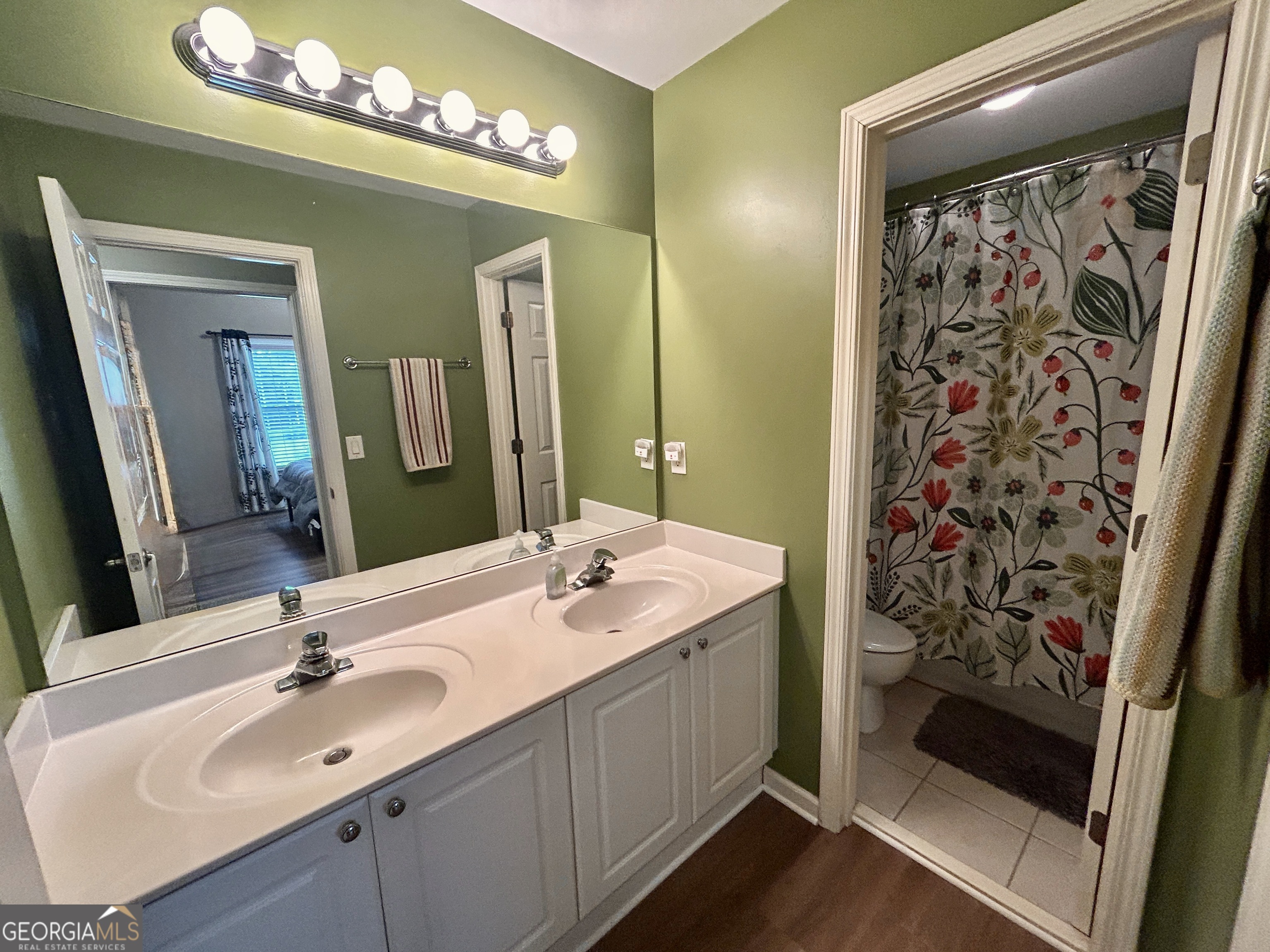 7 Briar Grove Property Photo 28