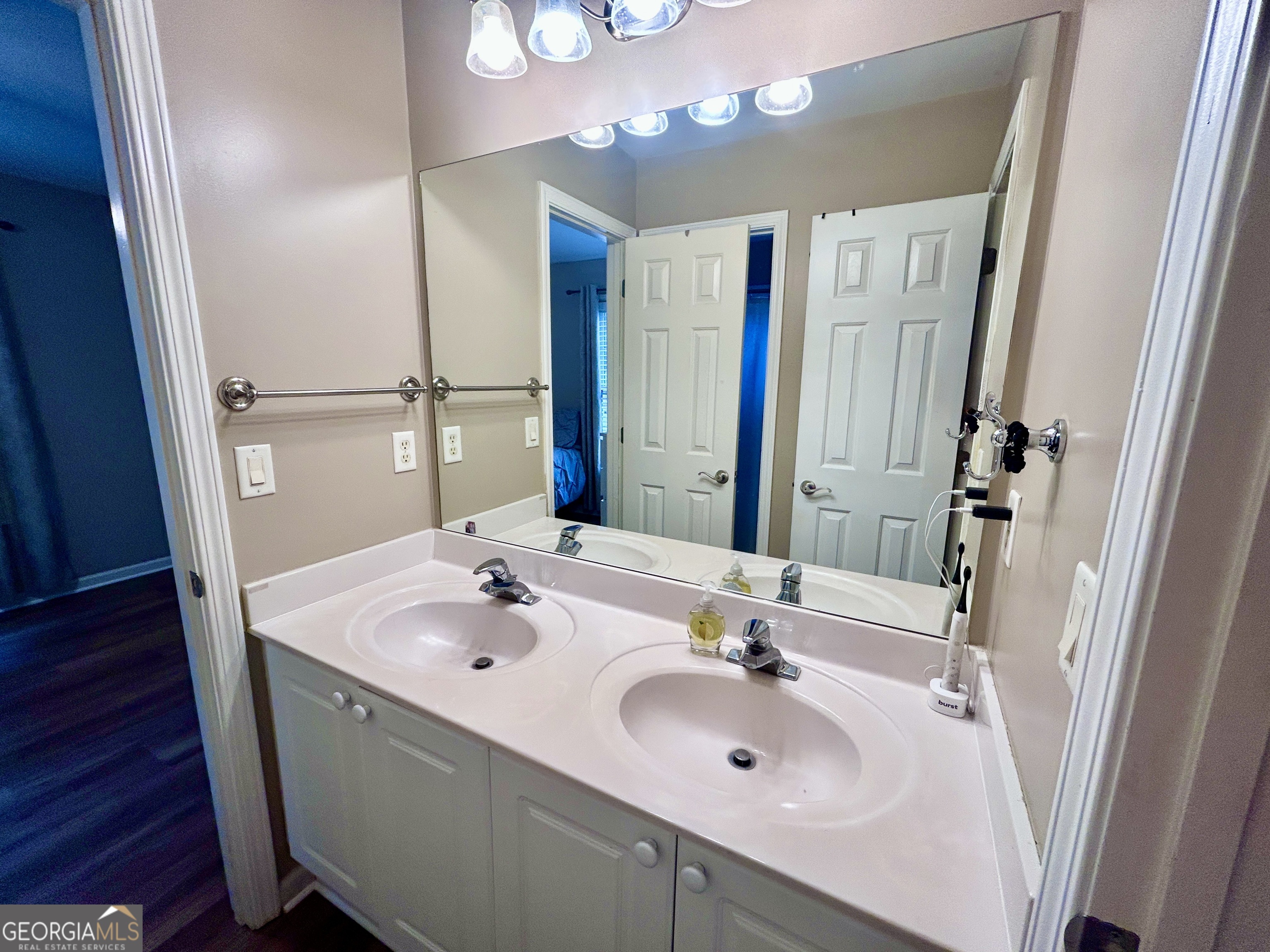 7 Briar Grove Property Photo 33