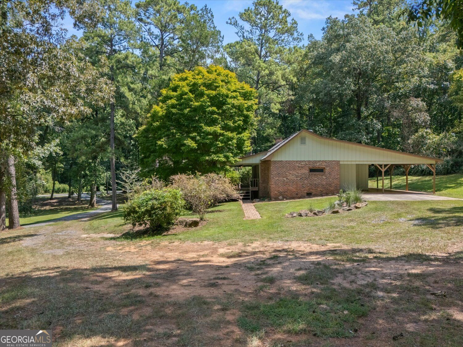 1068 Lamar Road Property Photo 3