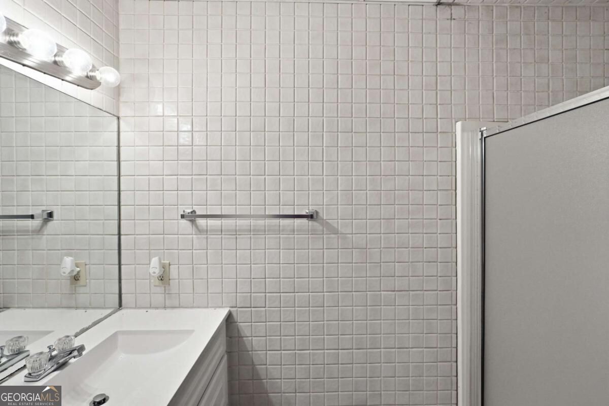 4927 Castlewood Drive Sw Property Photo 38