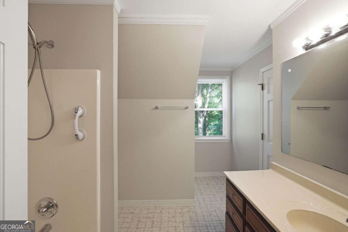 4927 Castlewood Drive Sw Property Photo 39