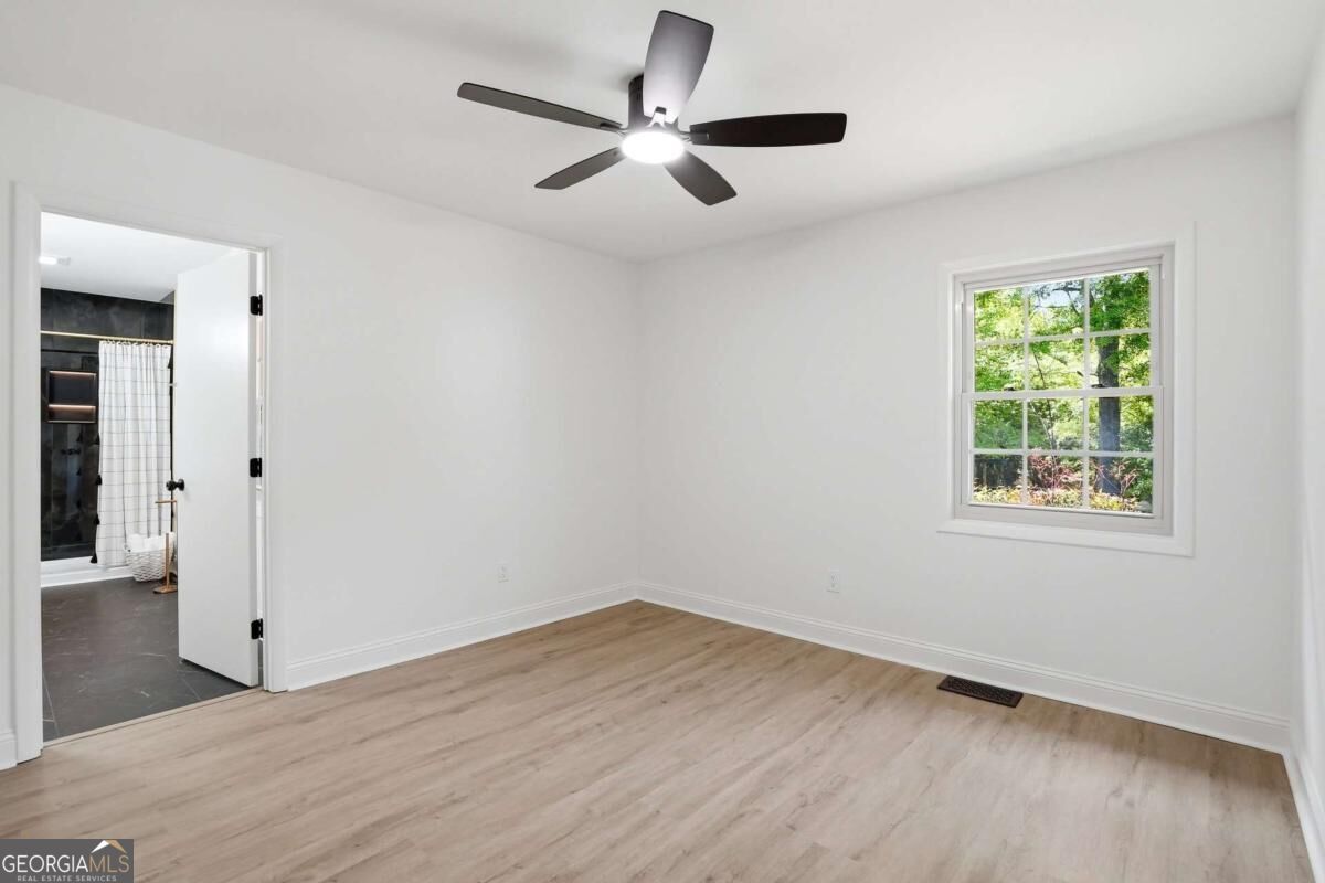2880 Sherwood Road Se Property Photo 18