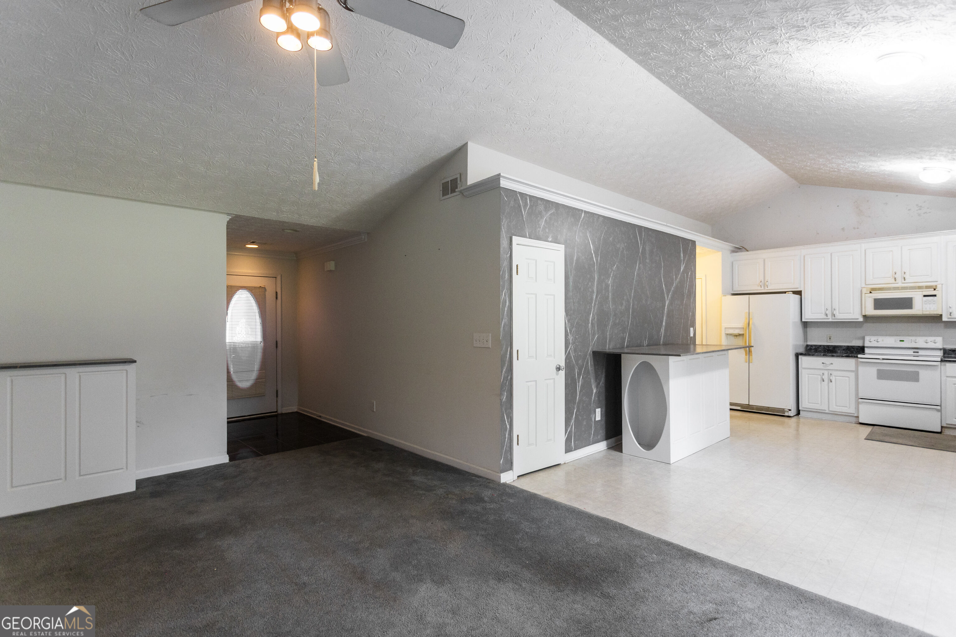 55 Heather Woods Court Property Photo 4