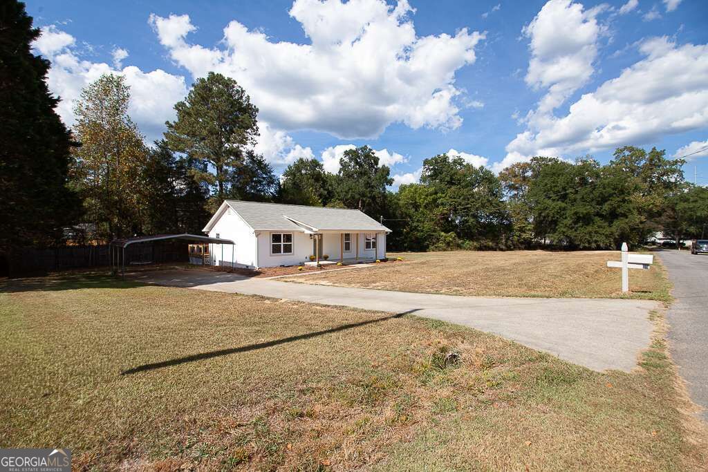 65 Habersham Circle Ne Property Photo 3