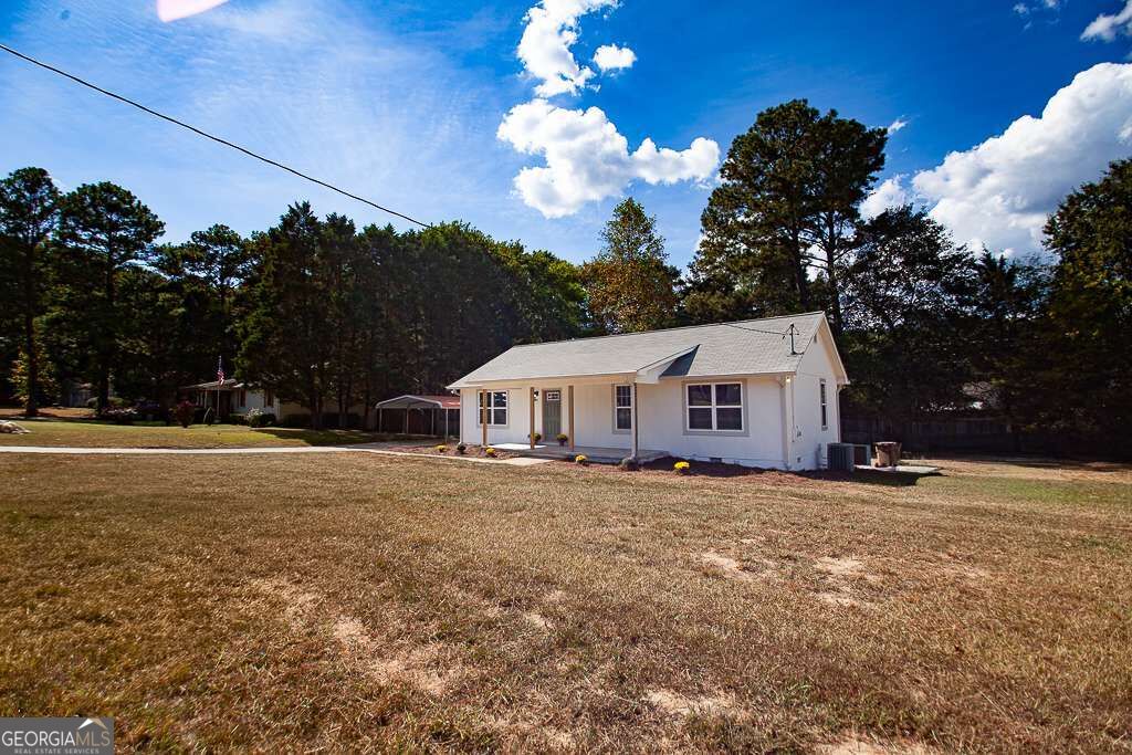 65 Habersham Circle Ne Property Photo 4