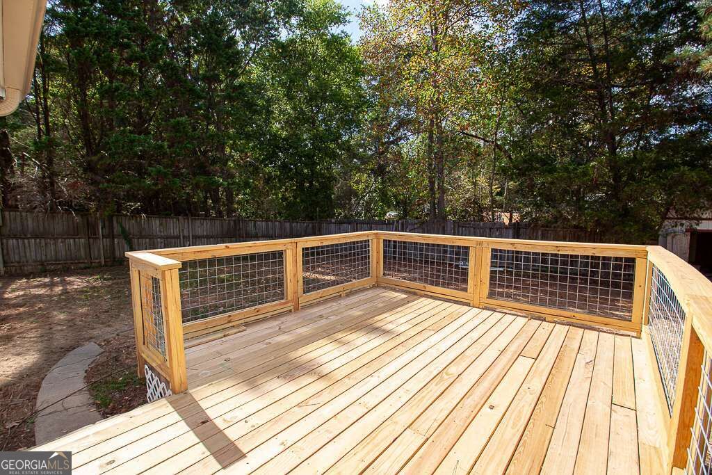 65 Habersham Circle Ne Property Photo 10