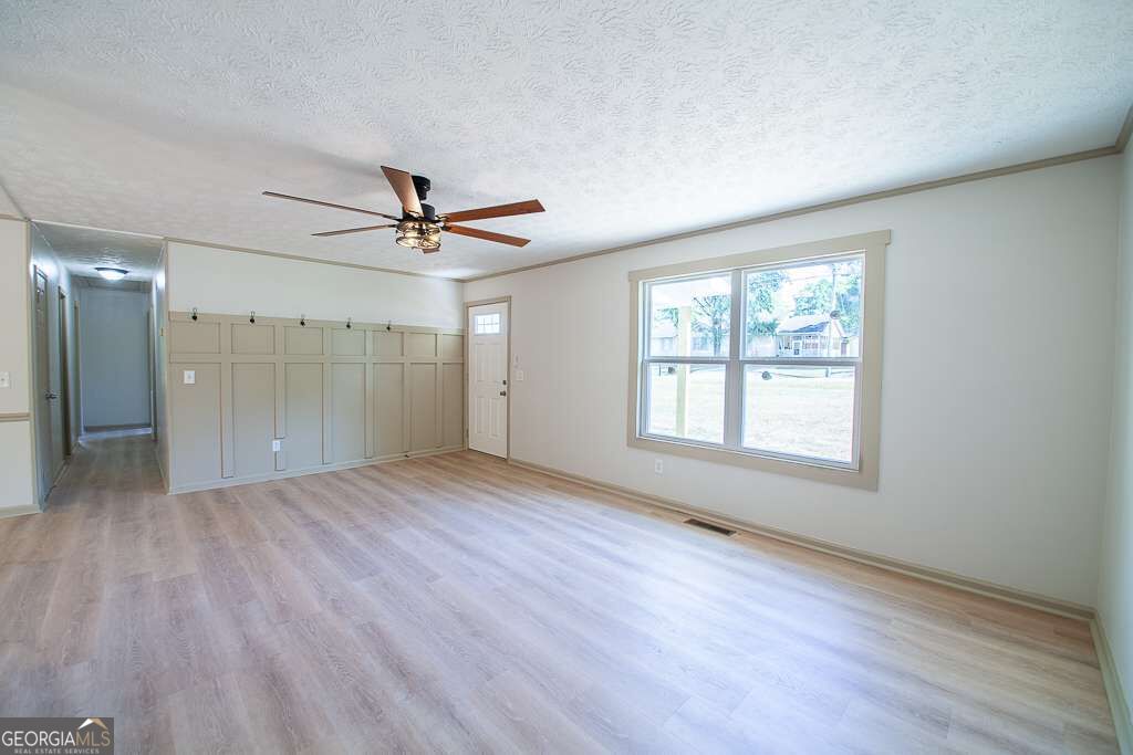 65 Habersham Circle Ne Property Photo 13