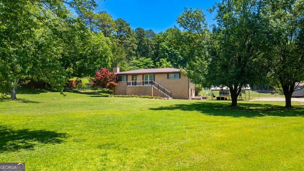 2218 Morris Hill Road Property Photo 3