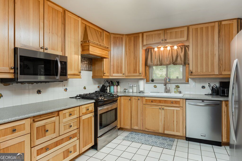 2218 Morris Hill Road Property Photo 22