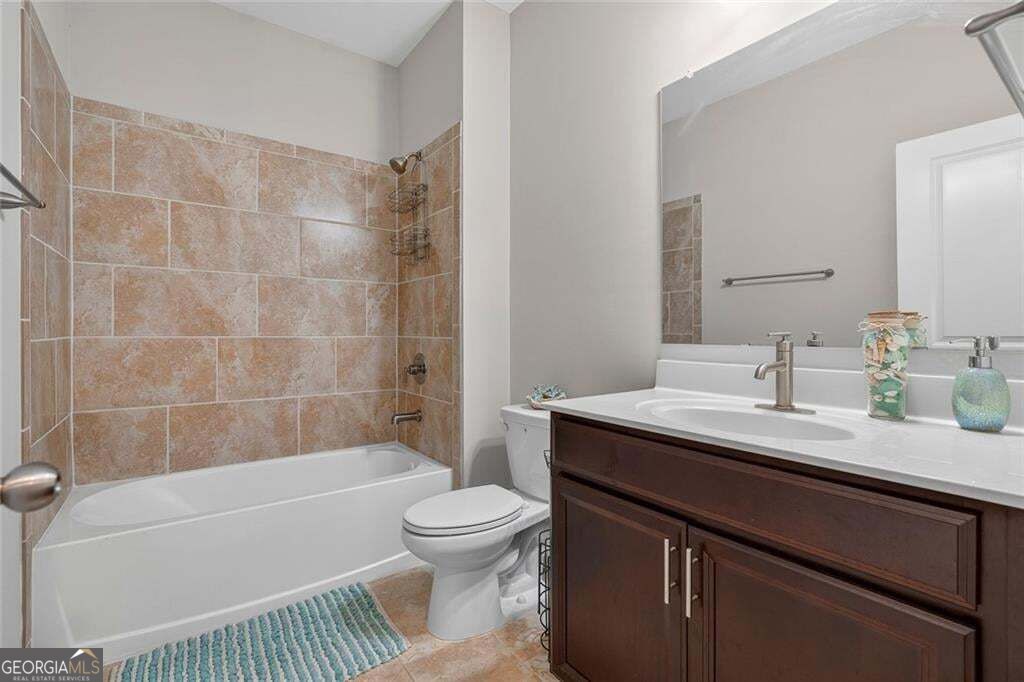 327 Round Pond Drive Property Photo 8