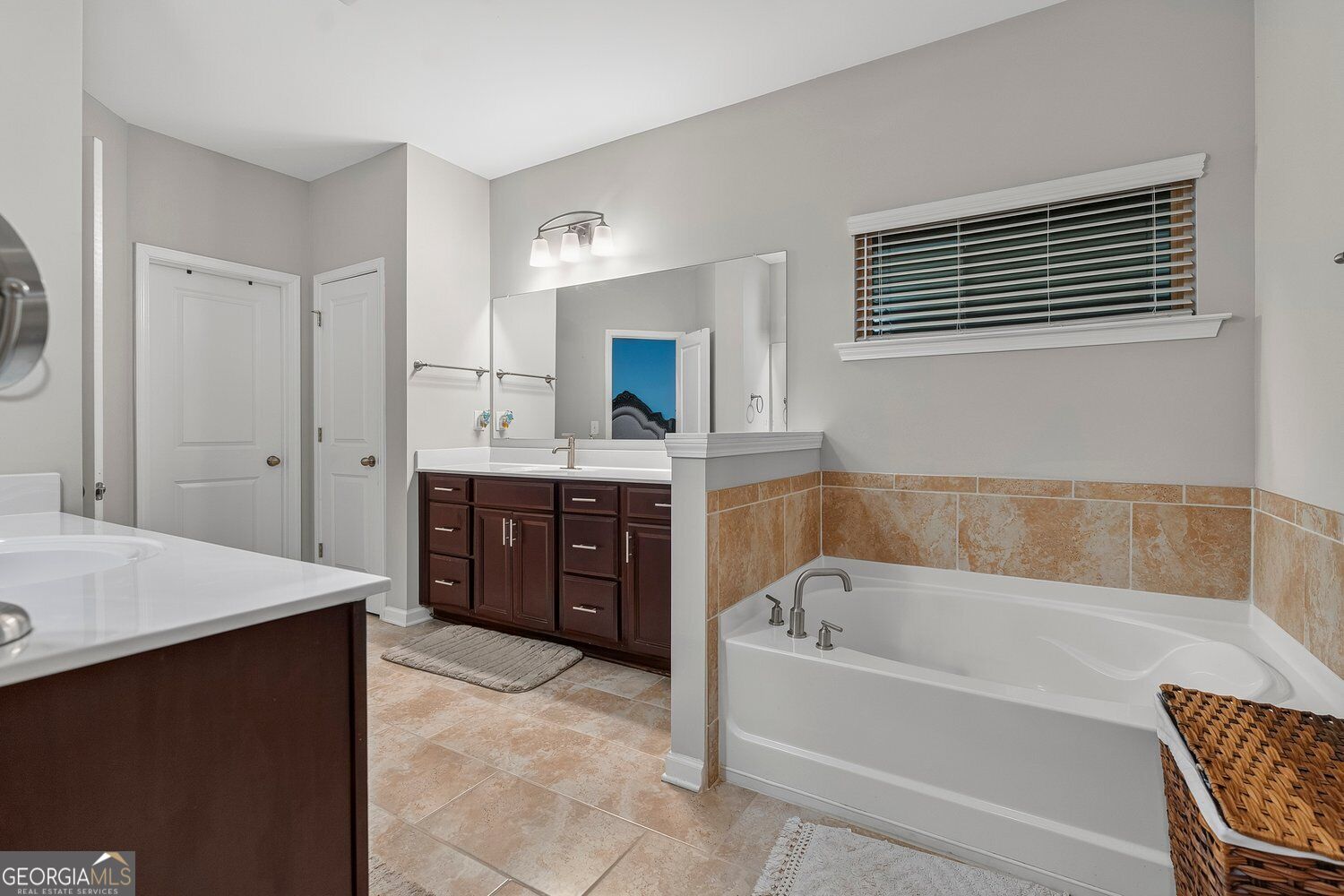 327 Round Pond Drive Property Photo 10