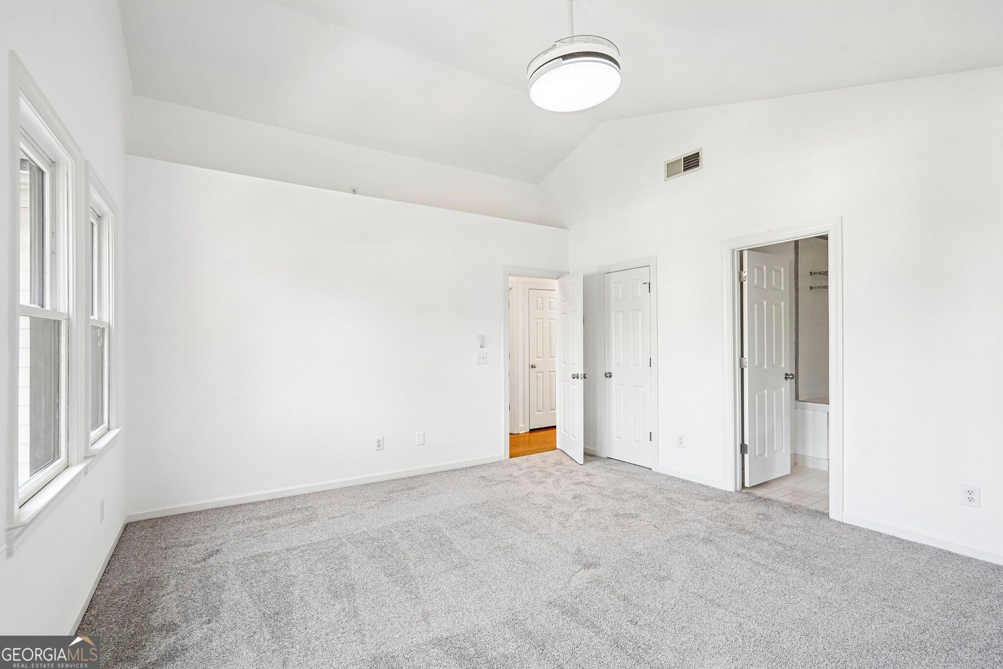 322 8th Street Ne Property Photo 23