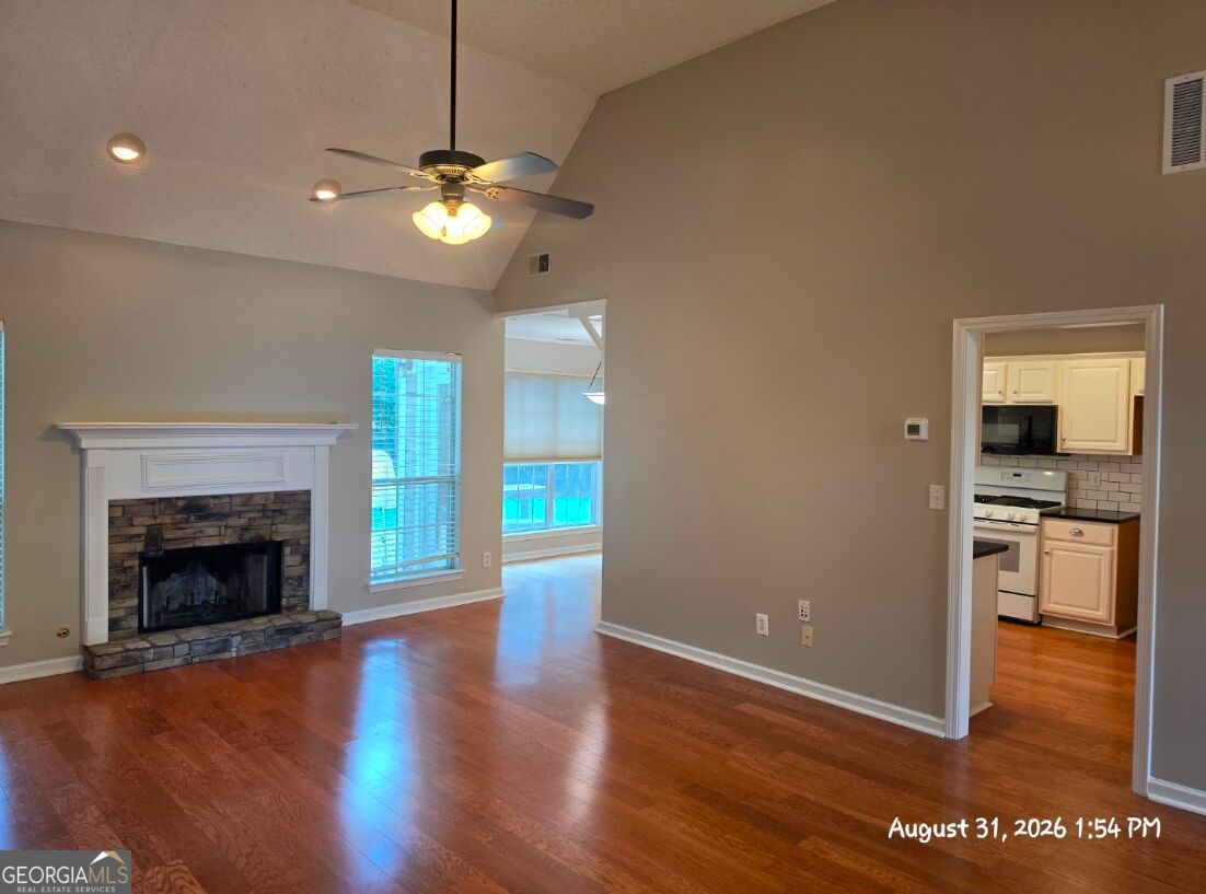 153 Kingsbrook Circle Property Photo 17