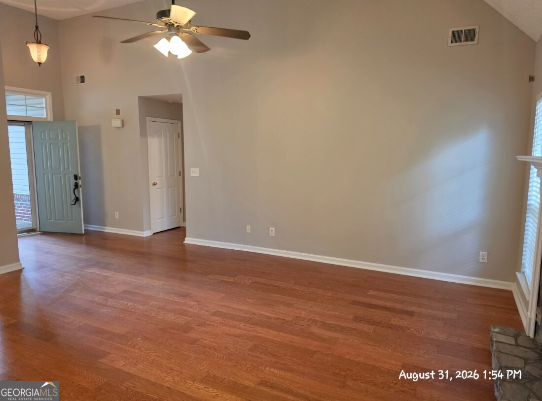 153 Kingsbrook Circle Property Photo 18