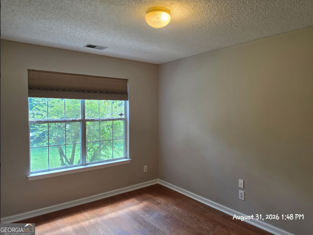 153 Kingsbrook Circle Property Photo 33