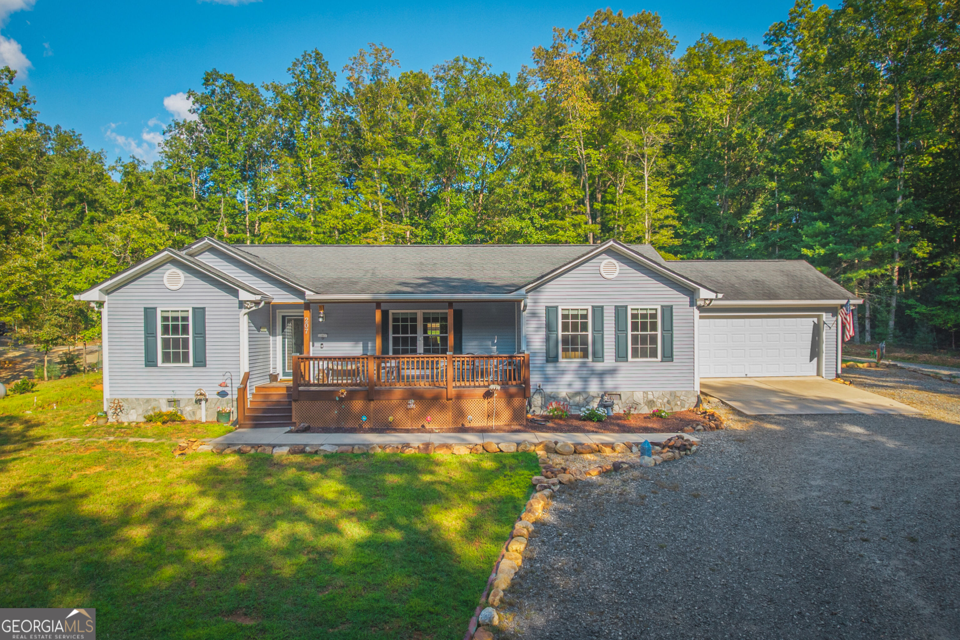207 Dogwood Drive Property Photo 6