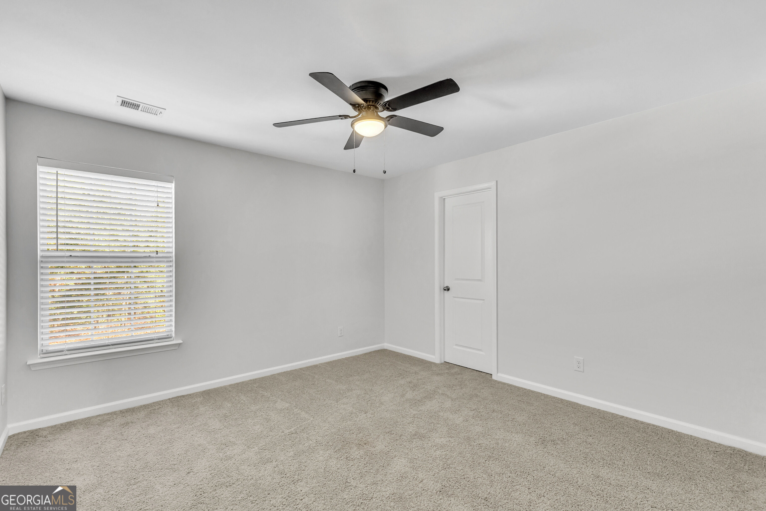 256 Cattle Run Way Property Photo 4