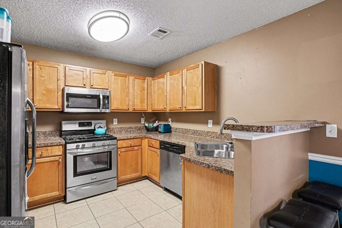 11811 Registry Boulevard Property Photo 12